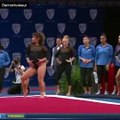 Cette gymnaste danse sur du Michael Jackson et envoie du lourd!