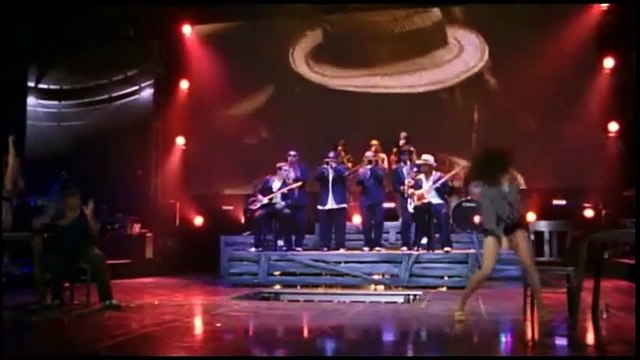 Christina Aguilera – Makes Me Wanna Pray — Back to Basics – Live And Down Under — A Christina Aguilera Concept