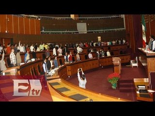 Congreso de Guerrero sin notificación de Ángel Aguirre / Titulares de la Noche