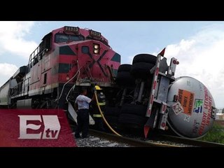 Tren choca con pipa de gas en Aguascalientes / Vianey Esquinca