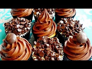 Deliciosos cup Cakes de vino tinto con chocolate