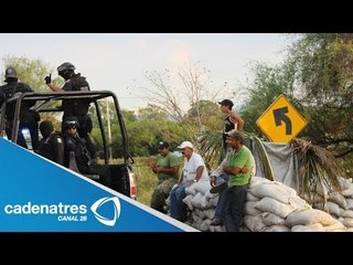 Inicia desarme de autodefensas de Michoacán