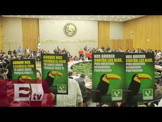 INE analiza multa para PVEM por 329 MDP / Titulares de la tarde