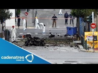 Coche bomba explota ante oficina de banco central de Grecia