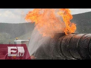 Se incendia pipa de combustible en San Luis Potosí / Vianey Esquinca