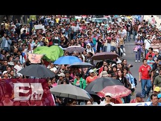 Maestros de la CNTE no saben trabajar pero si cobrar / Titulares de la tarde