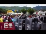 Duro enfrentamiento entre maestros y policías en Chilpancingo, Guerrero/ Excélsior en la media