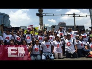 Descargar video: Marchas en el D.F. para exigir justicia por homicidios de la Narvarte /Titulares de la Noche