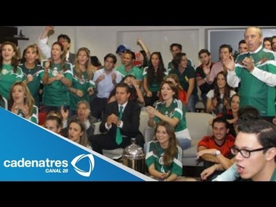 Peña Nieto disfruta del partido de México en los pinos acompañado de  familiares y amigos