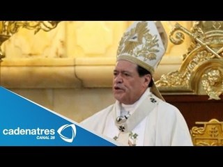 Fieles se reúnen en Catedral Metropolitana para misa de Corpus Christi