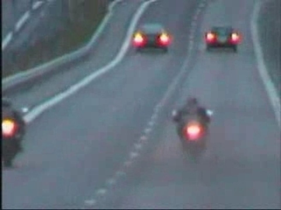 Suzuki gsx 1300r hayabusa turbo vs kawasaki zx-12r