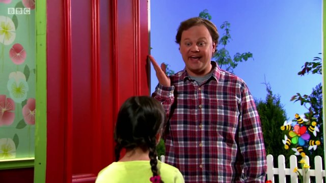 Knock Knock Isabelle who! Knock Knock Arnold friend an old friend!