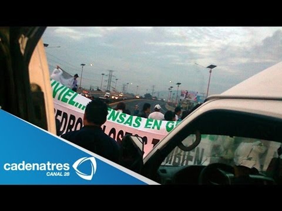 Habitantes de San Pedro Xalostoc bloquean la México-Pachuca en protesta por obras inconclusas