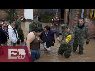 Huracán Patricia toca tierra y deja saldo blanco