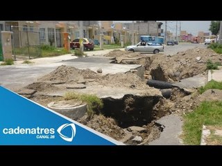 IMPRESIONANTE!!! Grandes socavones en Valle de Chalco (VIDEO)