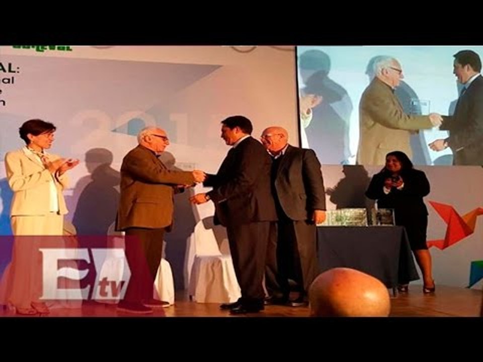 Coneval otorga reconocimiento a Segob / Francisco Zea
