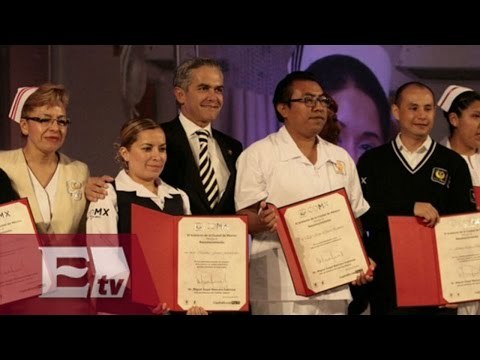 Mancera festeja Día de las Enfermeras / Yuriria Sierra