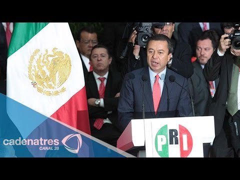 César Camacho propone disminuir número de legisladores en Congreso de la Unión