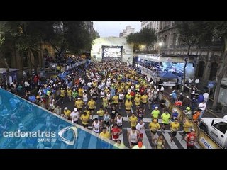 Mancera presenta playera para el maratón de Ciudad de México