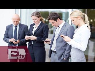 Uso excesivo de celular provoca "Síndrome de cuello de texto" / Pacal Beltrán