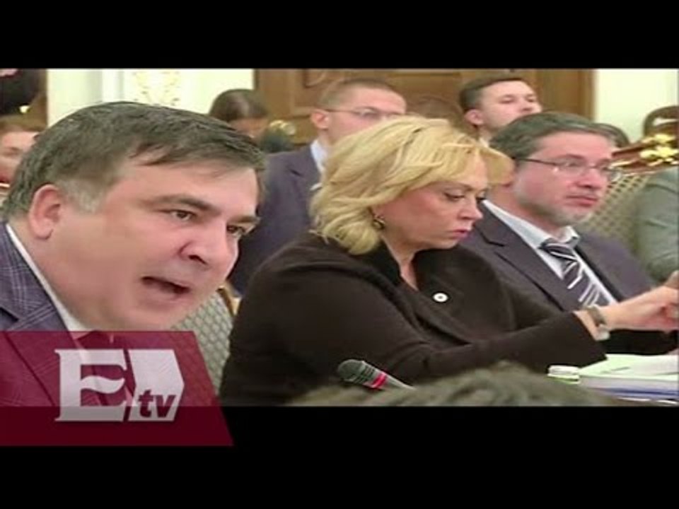Ministro ucraniano lanza un vaso de agua al expresidente de Georgia / Kimbery Armengol