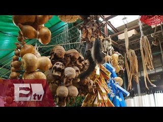 Amuletos, pócimas y disfraces en el Mercado Sonora/ Yazmín Jalil