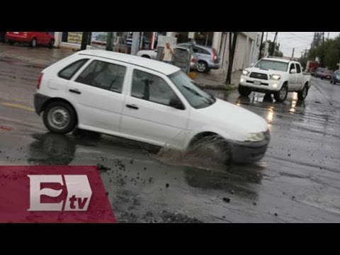 Baches, los peores enemigos de los conductores / Ricardo Salas