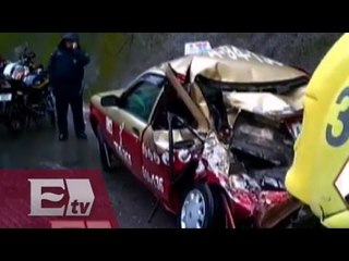 Unidad de transporte escolar impacta brutalmente a taxi en Cuajimalpa/ Yazmín Jalil