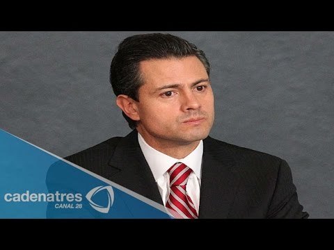 El presidente Enrique Peña Nieto lamenta la desaparición de los normalistas en Ayotzinapa