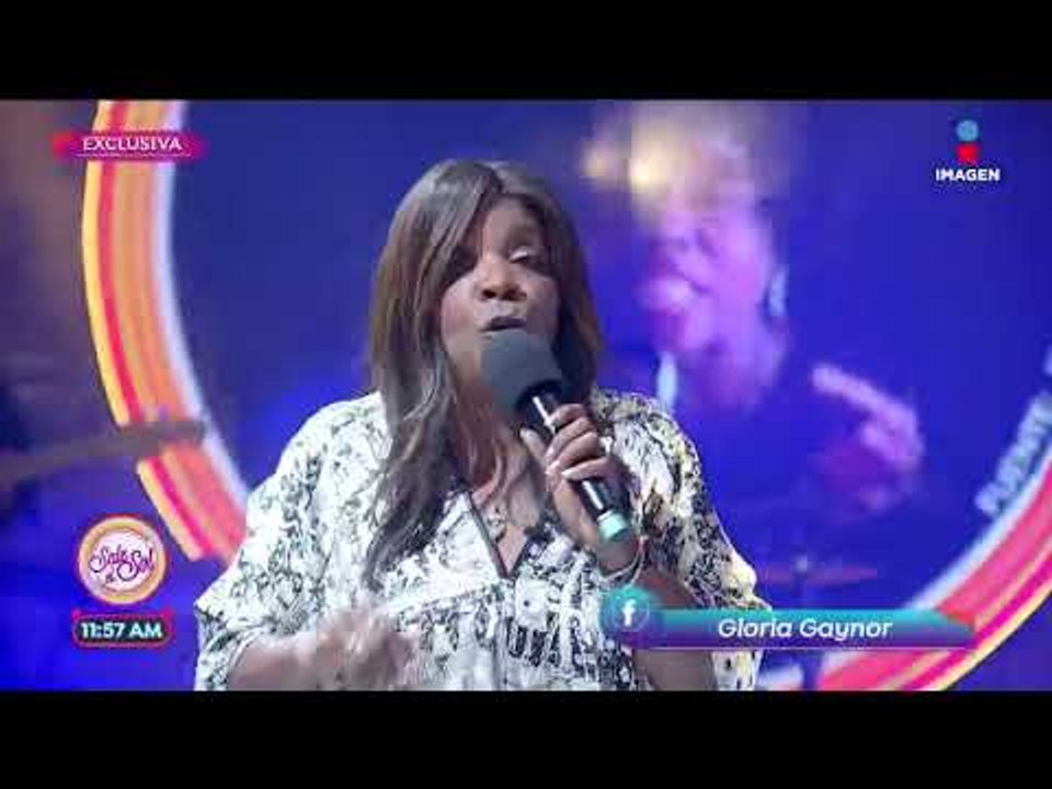 ¡Gloria Gaynor canta 'I will survive' en el for...