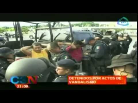 Detienen a 10 por actos de vandalismo en Iguala / Normalistas desaparecidos en Iguala