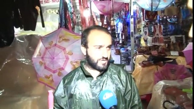 Trabzon'un Araklı İlçesinde Şiddetli Yağış Etkili Oldu