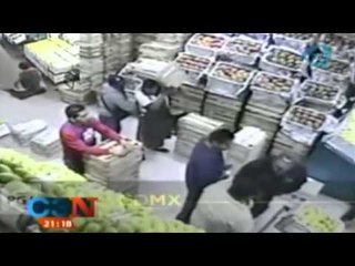 VIDEO: Así operaba una banda de delincuentes en la Central de abasto