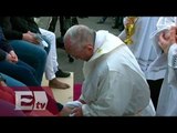 Papa Francisco realiza lavado de pies a refugiados musulmanes / Carlos Quiroz