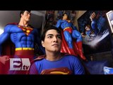 Filipino se somete a 26 operaciones para ser Superman/ Hiram Hurtado