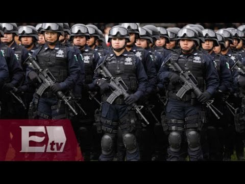 Roberto Campa encabeza ceremonia de capacitación a federales en derechos humanos /Paola Barquet