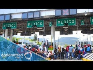 Estudiantes toman casetas de acceso al DF por caso Ayotzinapa