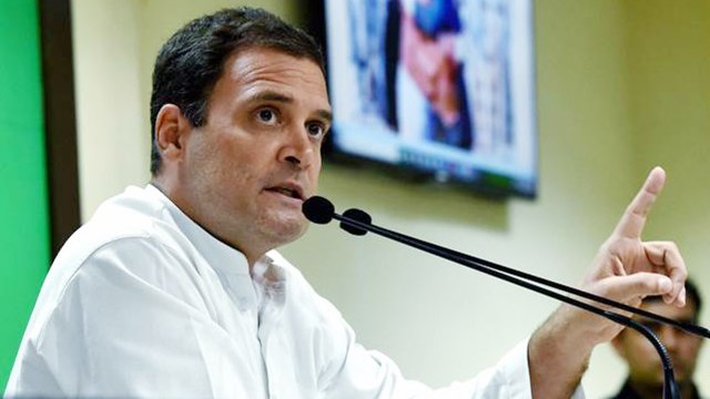 Petrol- Diesel Price Cut से खुश नहीं Rahul Gandhi, PM Modi पर Tweet कर किया तंज | वनइंडिया हिन्दी
