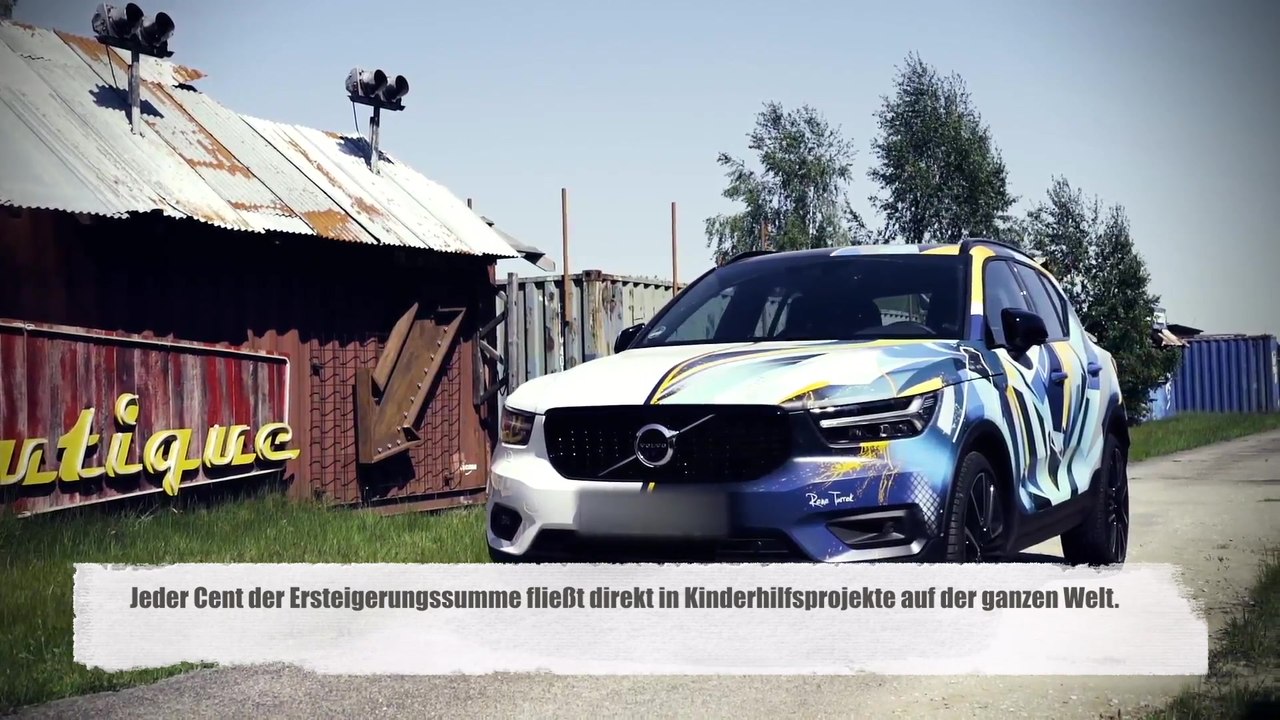 Volvo XC40 im Graffiti-Design by René Turrek wird für „Ein Herz für Kinder“ versteigert