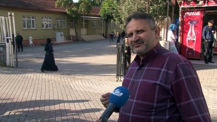 Okulun demir kapısı 7 yaşındaki öğrencinin üzerine böyle devrildi