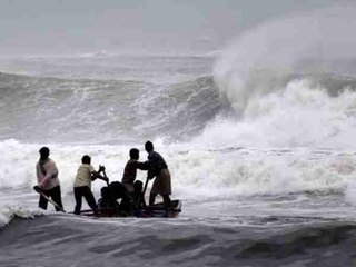 ഇടുക്കിയില്‍ റെഡ് അലര്‍ട്ട് പ്രഖ്യാപിച്ചു | Oneindia Malayalam