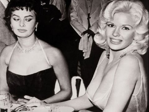 Sophia Loren exlica la razón de su mirada en una famosa imagen