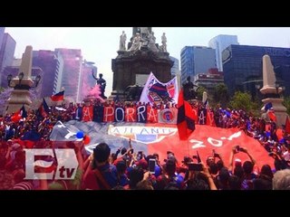 Seguidores del Atlante “toman” el Ángel de la Independencia por Centenario del club/ Hiram Hurtado