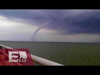 20 desaparecidos y un muerto tras tromba marina en Campeche / Ricardo Salas