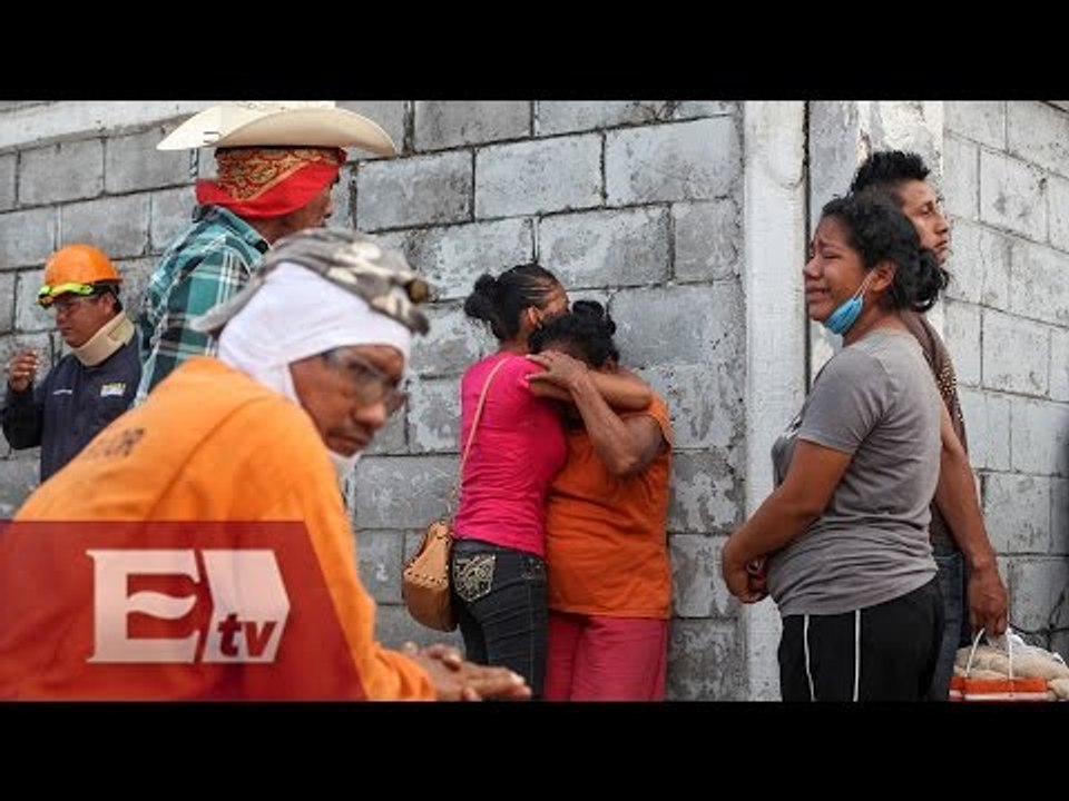 Explosión en Coatzacoalcos: Familiares a la espera de noticias de sus seres queridos/ Atalo Mata