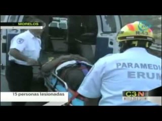 Fuerte accidente deja 15 personas lesionadas en Morelos