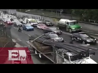 Caos vial en Insurgentes Norte por accidente de tráiler/ Vianey Esquinca