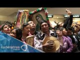 Mexicanos fieles a la Virgen la visitan en la Basílica de Guadalupe