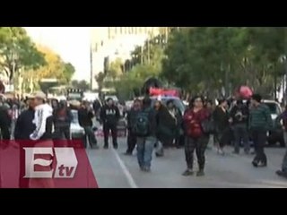 Maestros permanecen en avenida Juárez tras levantar plantón en Bucareli/ Vianey Esquinca