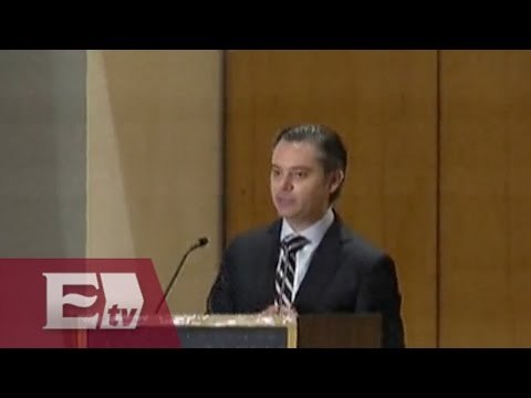 SEP asegura que se aplicará la ley a maestros paristas / Ricardo Salas